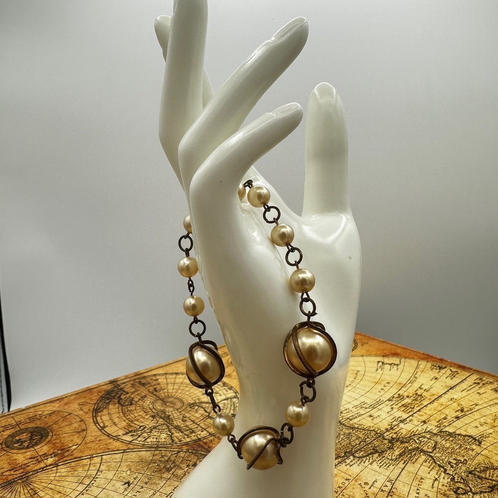 Vintage Gold-Tone Faux Pearl Statement Bracelet Y2K Chunky Bead Style